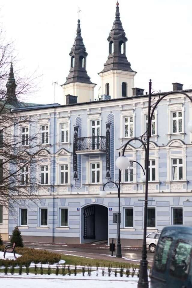 Отель Pod Ratuszem Велюнь-3